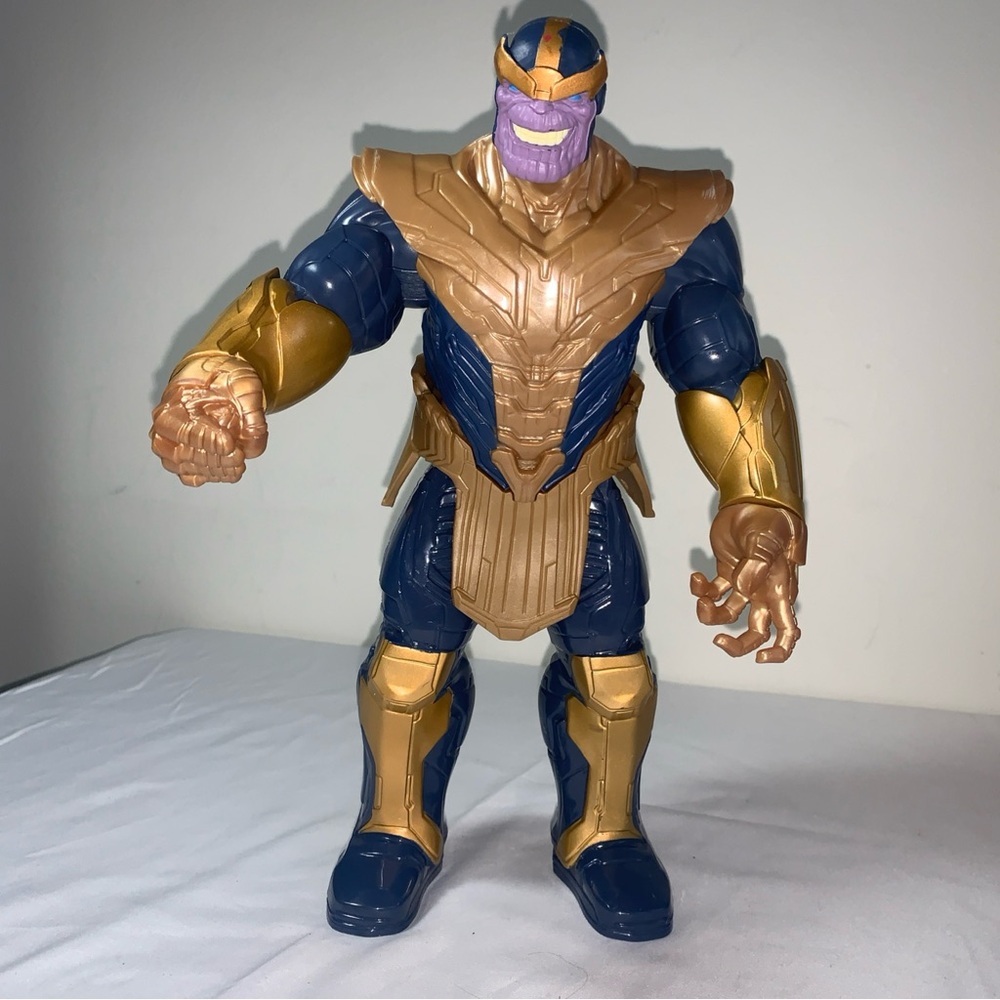 Marvel Hasbro Legends Thanos 11” No Accessories 2018